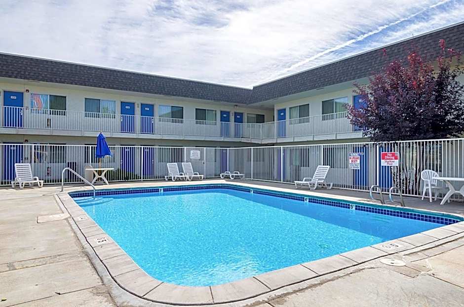 Motel 6-Laramie, WY