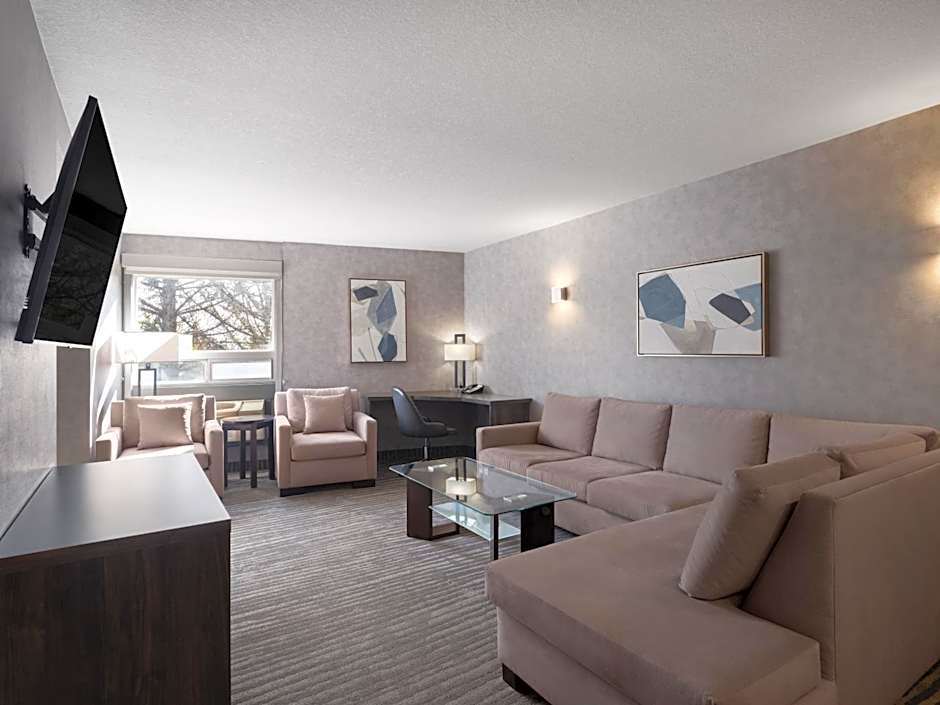 Holiday Inn Calgary Airport By IHG