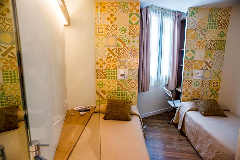 Hostal Marenostrum
