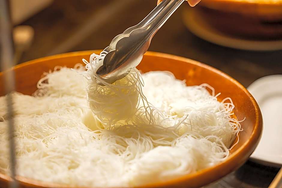 Kindness Hotel Tainan Chihkan Tower