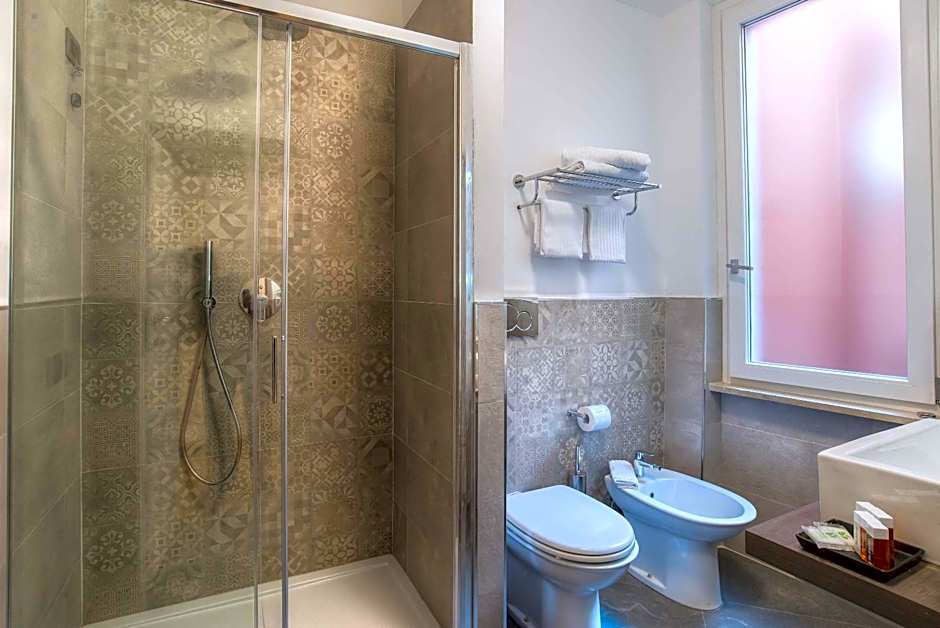 Navona Essence Hotel