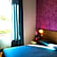 Hotel 2000