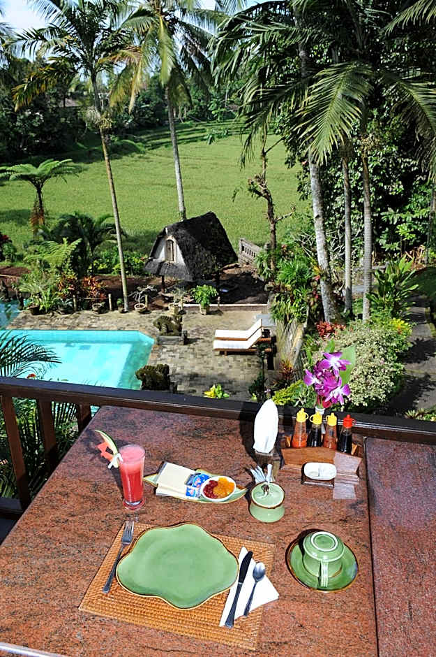 Cempaka Belimbing Villa