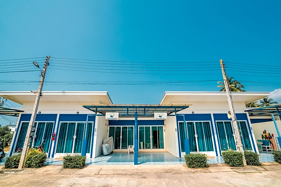 Photo 1 of 50 of Paragon Hometel
