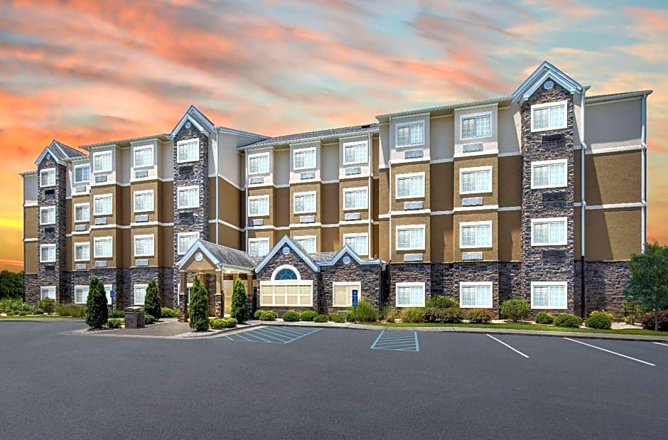Microtel Inn and Suites by Wyndham