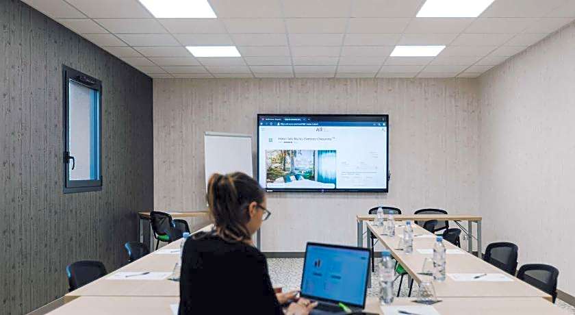 ibis Styles Contres Cheverny (Opening May 2021)