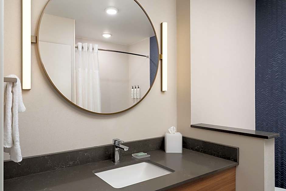 Fairfield Inn & Suites Waycross