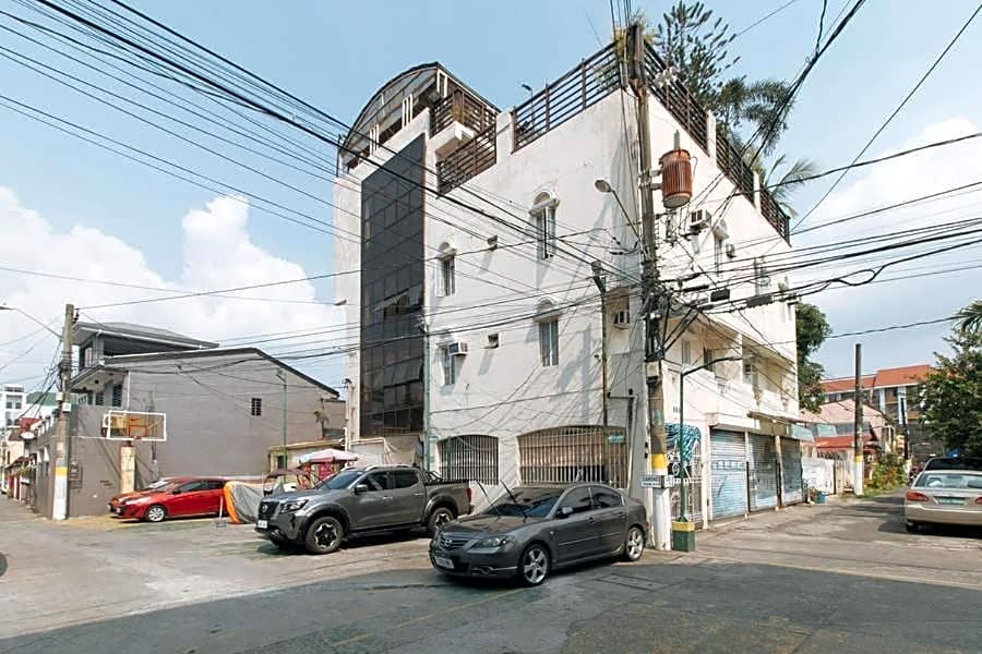 Bed and Brewhouse Sucat