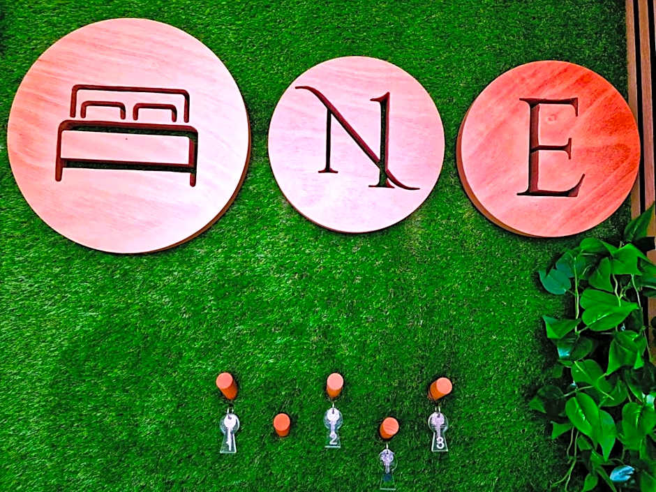 B&B ONE