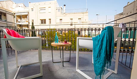 SUITE CON TERRAZA 1 ADULTO