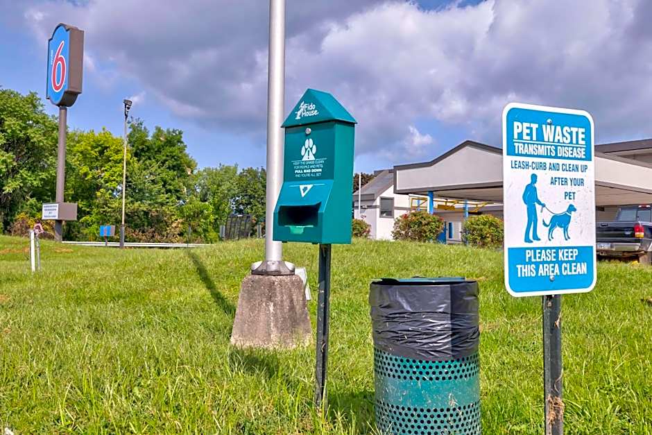 Motel 6 Harrisburg PA Near PA Expo Center