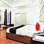 Capital O 2242 Hotel Yuvraj Deluxe