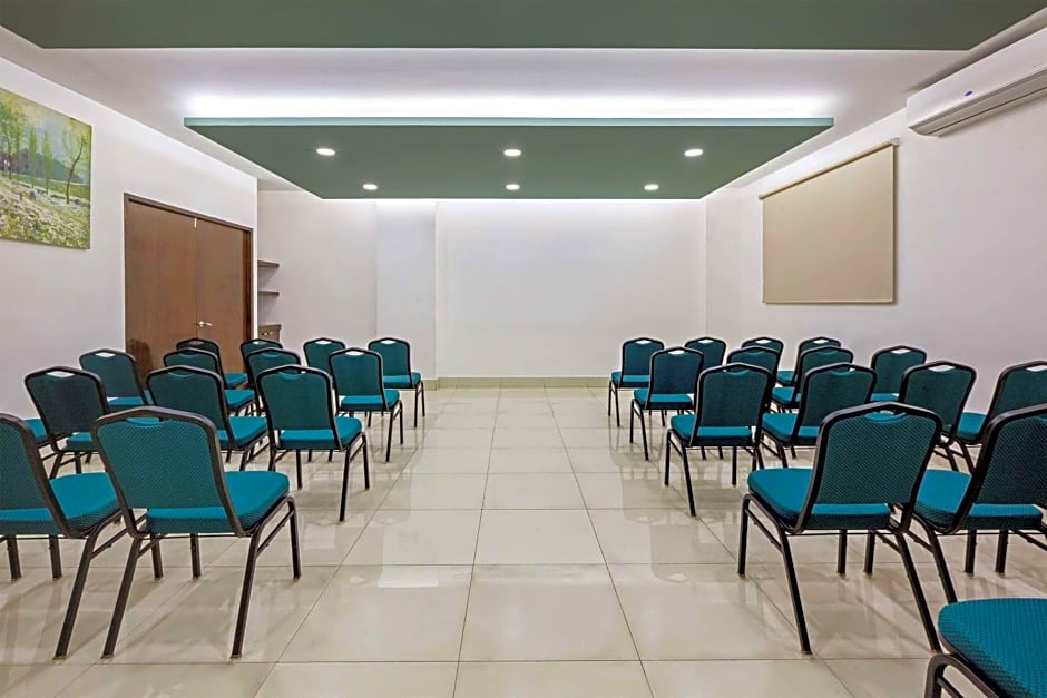 Wyndham Garden Cancun Downtown