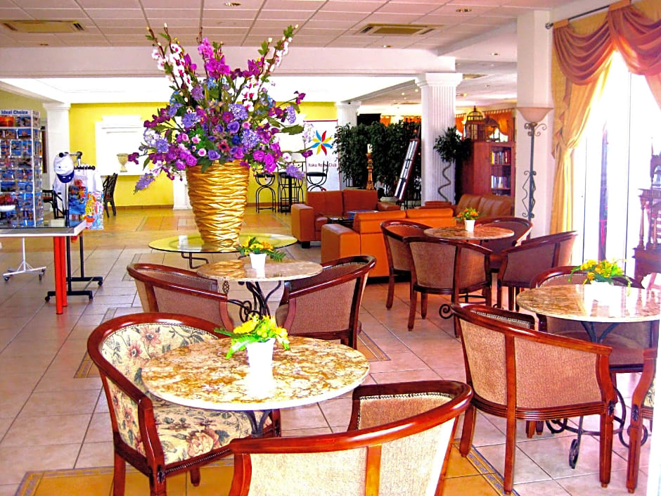 Akamanthea Holiday Village