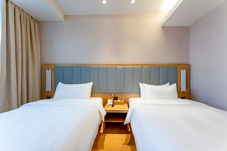 Ji Hotel Ningbo Yinzhou Wanda