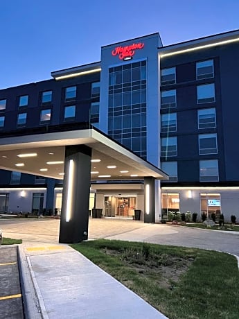 Hampton Inn by Hilton Kingston