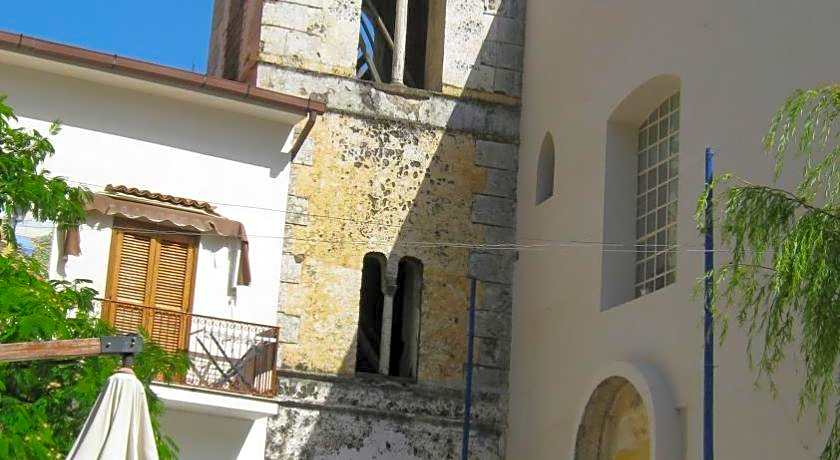 Dint'a Torre Bed and Breakfast