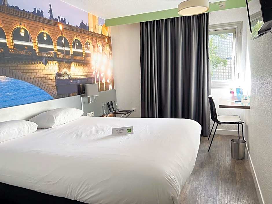 Ibis Styles Paris Tolbiac Bibliotheque