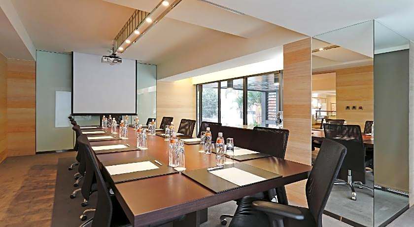 Hotel Cozzi Minsheng Taipei