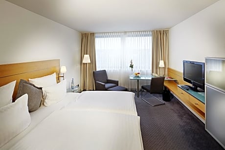 Comfort Room with Kingsize Bed