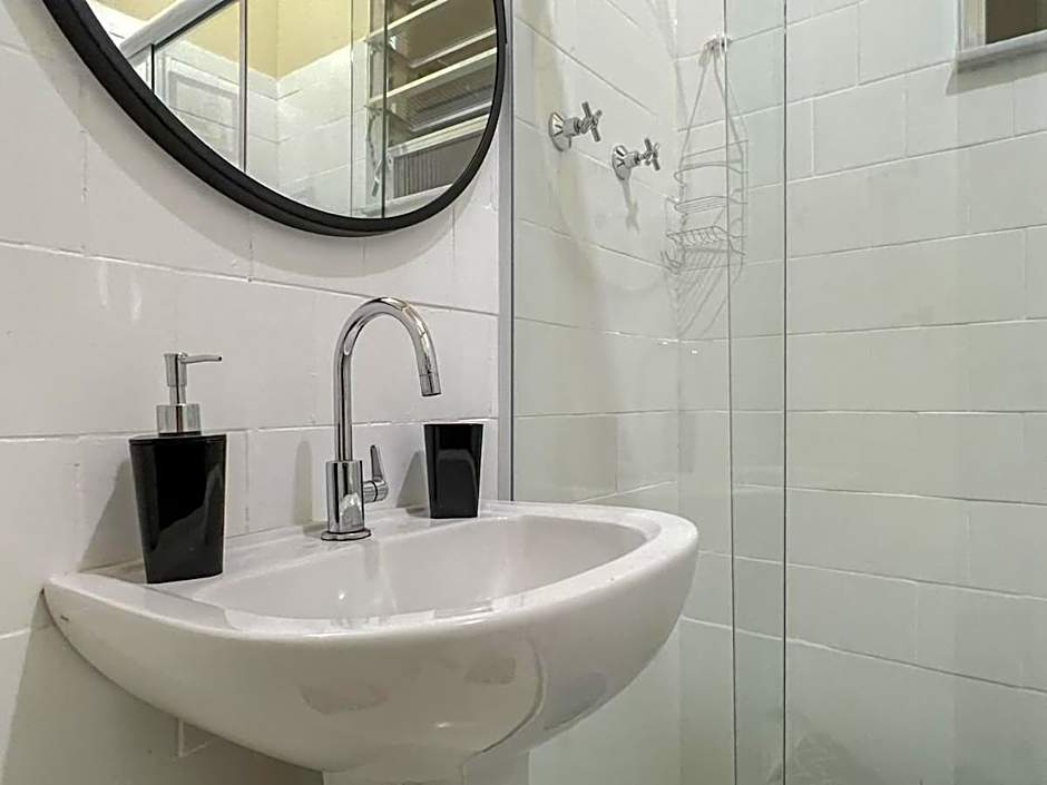 Apto completo em Copacabana