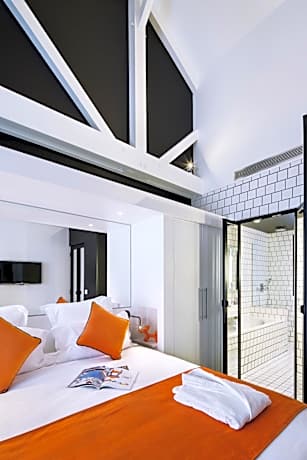 Executive King Room - Non-Smoking