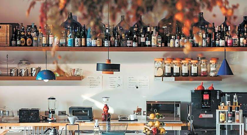 U.I.J Hotel&Hostel (UIJ)