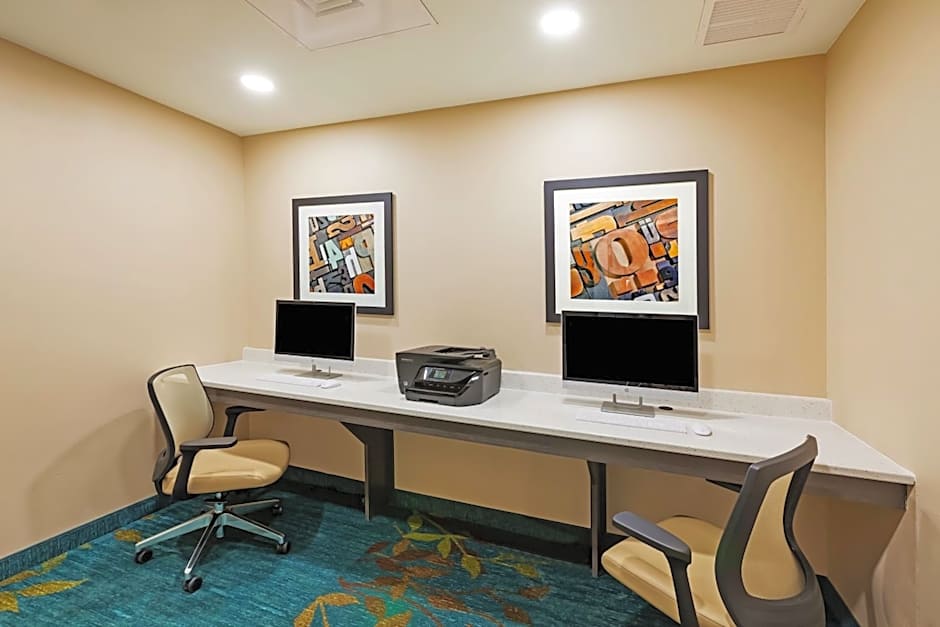 Candlewood Suites Lenexa - Overland Park Area By IHG