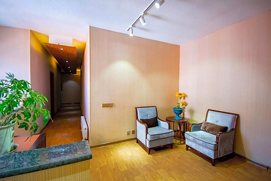 Mika Hotel