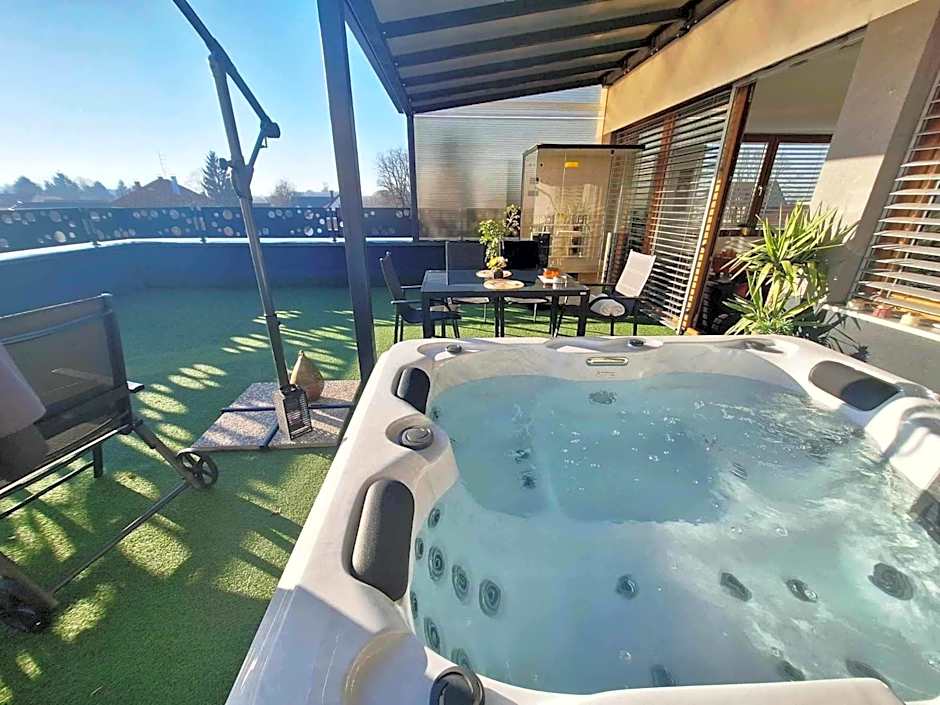 Arcobaleno Apartments & Rooms