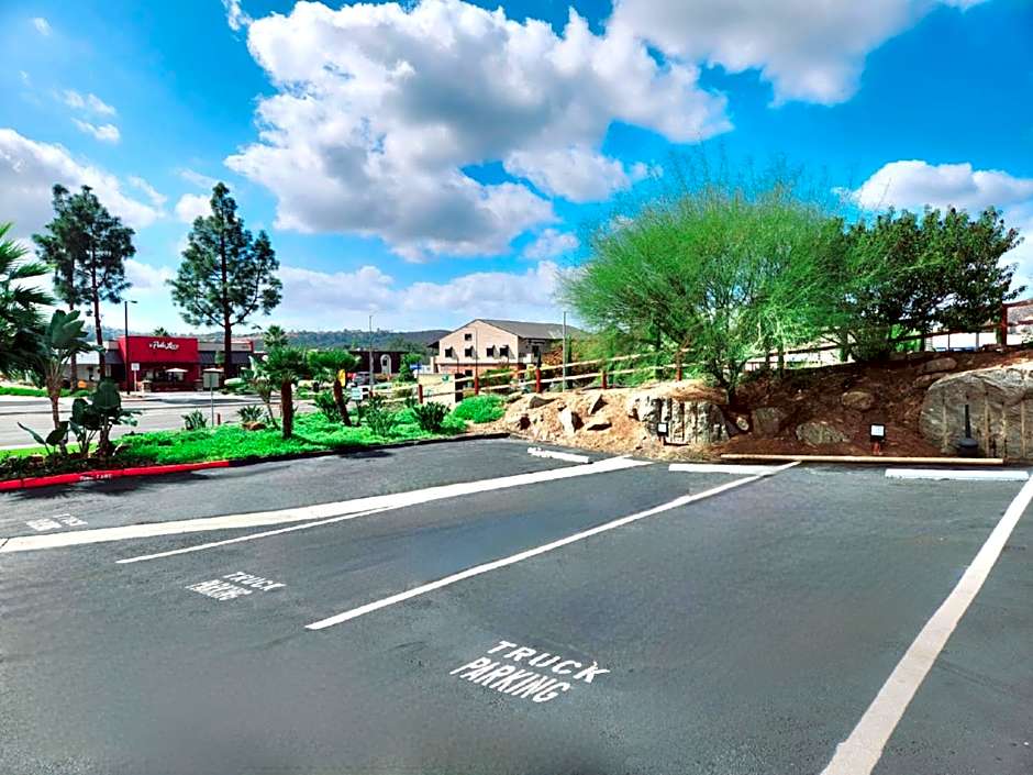 Ramada by Wyndham San Diego Poway Miramar