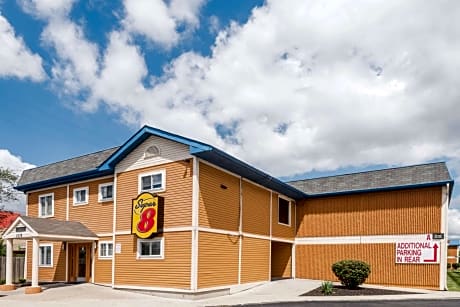 Super 8 by Wyndham Columbus