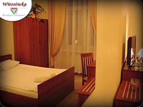 Studio Apartment (3 Adults)