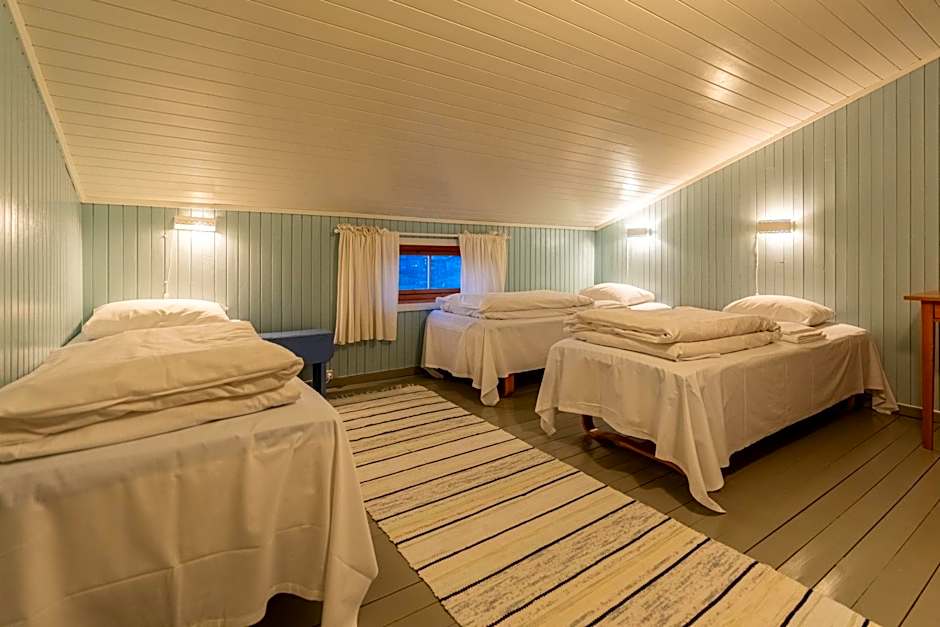 Henningsvær Rorbuer