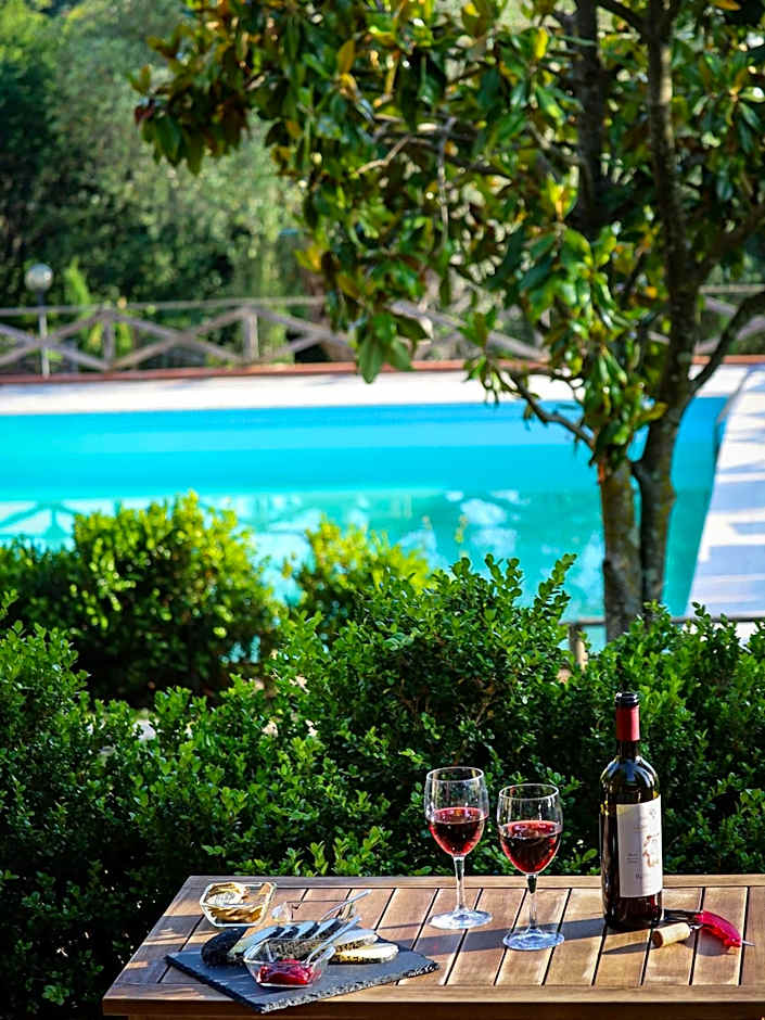 Madonna del Poggio B&B