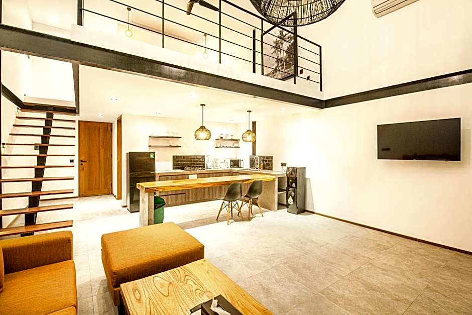 Expansive Loft 200m From Canggu Beach Haven