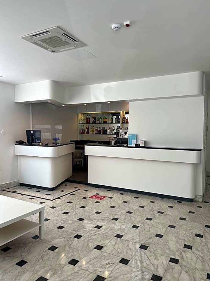 Hotel Exclusive - in pieno Centro a pochi passi dal Mare