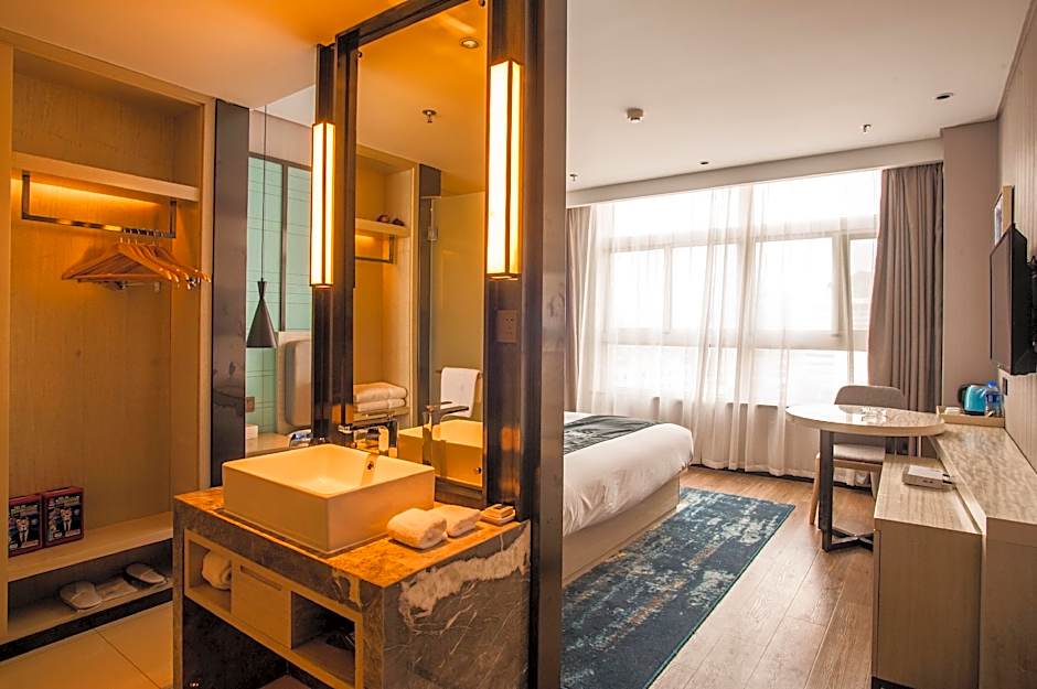 GreenTree Eastern Lianyungang Jiaruibao Plaza Hotel