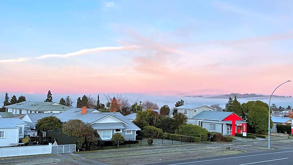Chantillys Motor Lodge