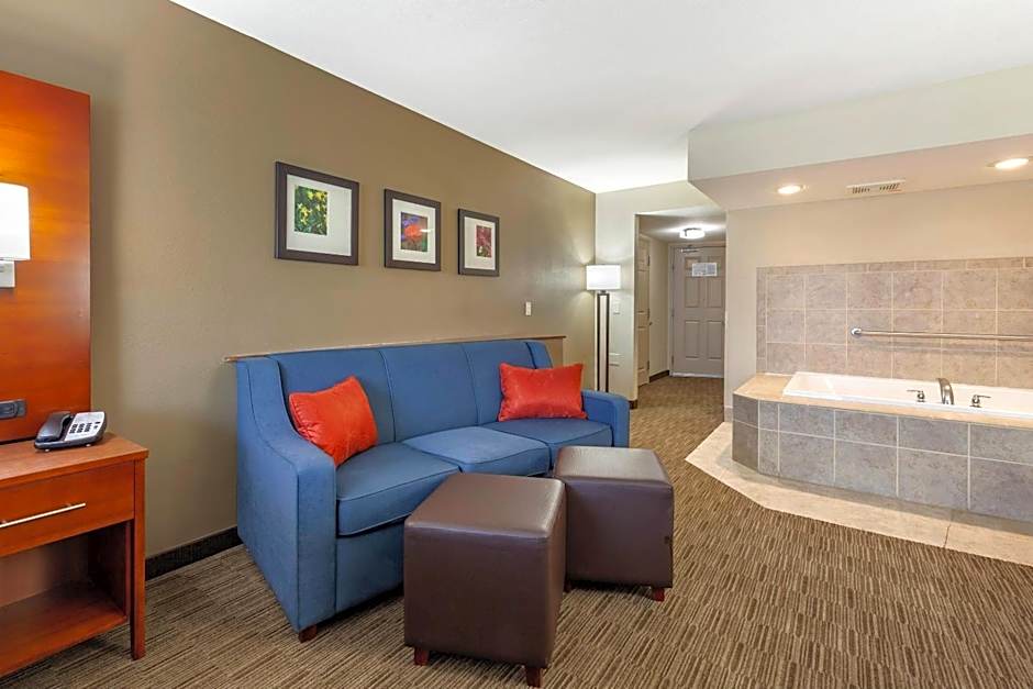 Comfort Suites Oshkosh West
