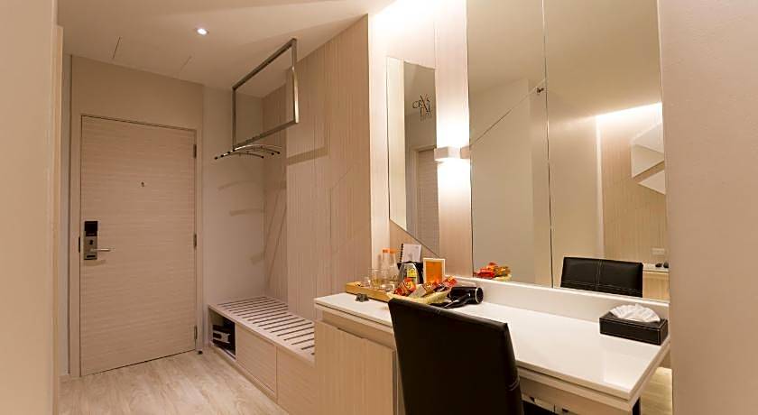 Crystal Hotel Hat Yai