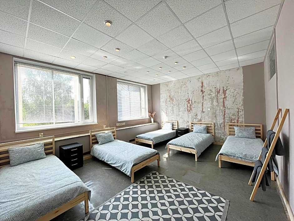 Hostelis R27