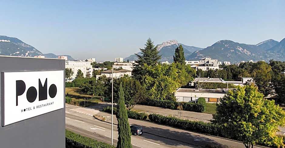 PoMo Hotel & Restaurant
