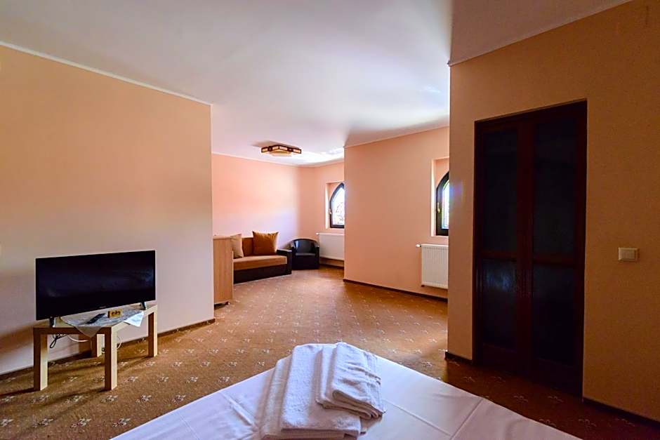 Photo 1 of 8 of Suite