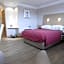 The Mansefield Hotel