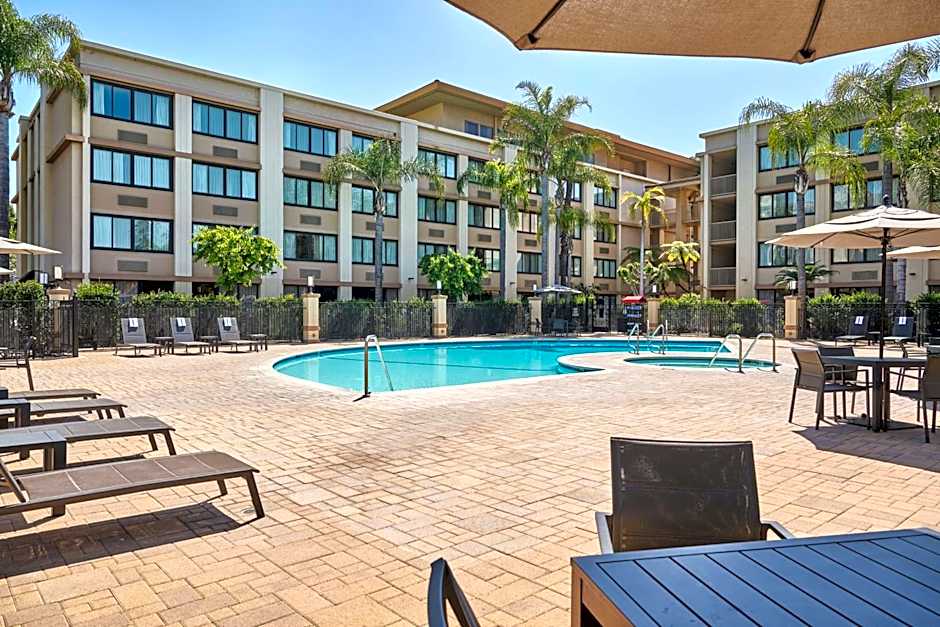 DoubleTree by Hilton Buena Park