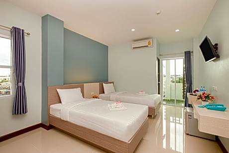 Deluxe Room - Twin Bed