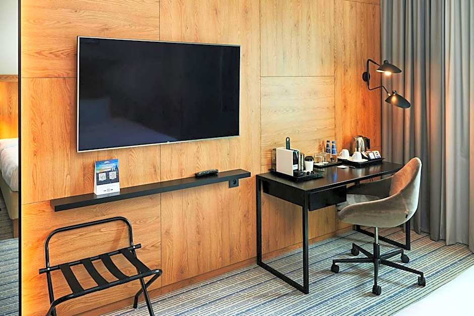 Courtyard by Marriott Warsaw Airport