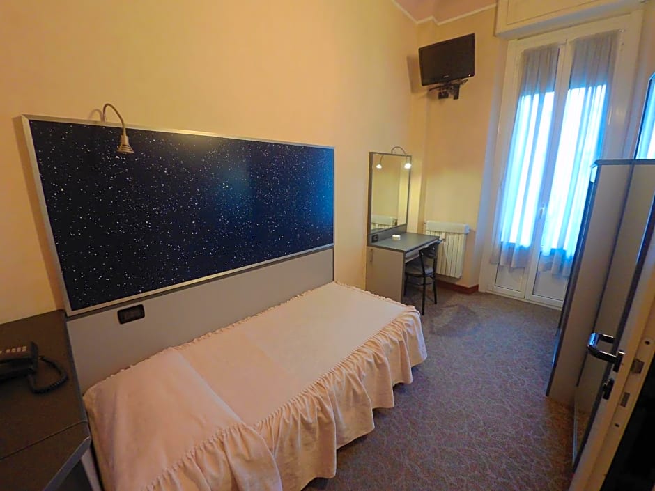 Hotel Ada