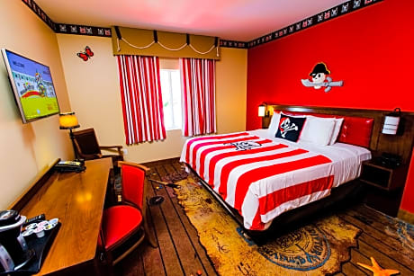 Family Room - Pirate Themed - LEGOLAND® Hotel